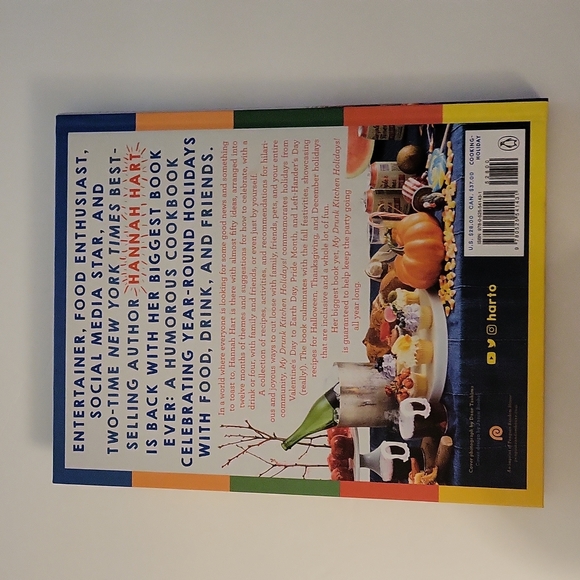 My Drunk Kitchen Holidays!, How to Savor & Celebrate the Year, by Hannah Hart. - Picture 2 of 7